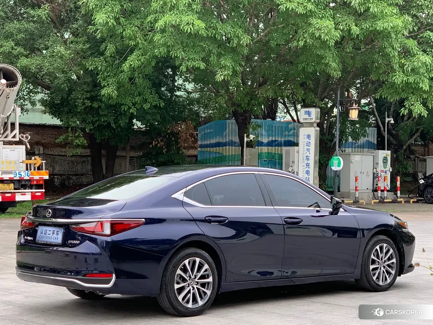 Lexus ES 2024 Синий из Китая
