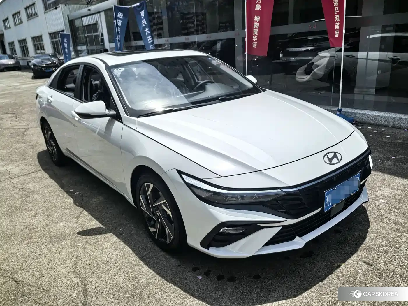 Hyundai Elantra 2026 Белый из Китая