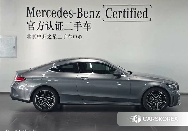 Mercedes-Benz C-class 2021 Темно-серый из Китая