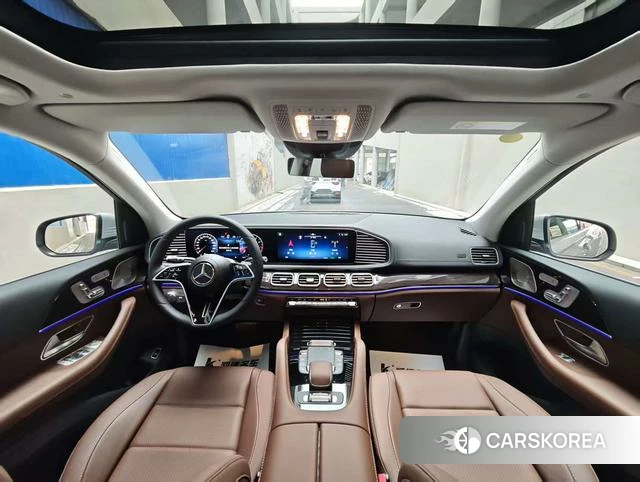 Mercedes-Benz GLE 2026 Серебристо-серый из Китая