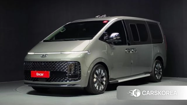 Hyundai Staria 2023 Серый из Кореи