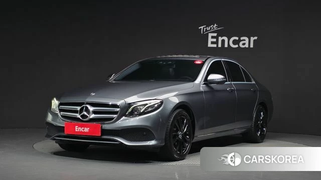 Mercedes-Benz E-Class W213 2019 Серый из Кореи