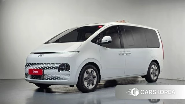 Hyundai Staria 2025 Белый из Кореи