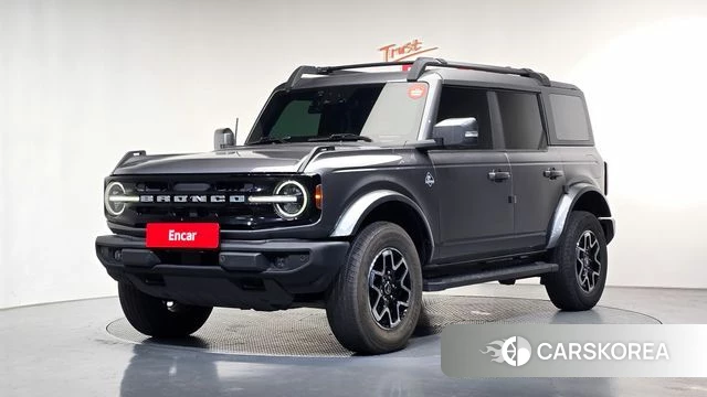 Ford Bronco 6th Generation 2022 Серый из Кореи