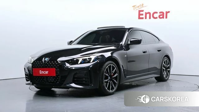 BMW 4 Series (G22) 2025 Черный из Кореи