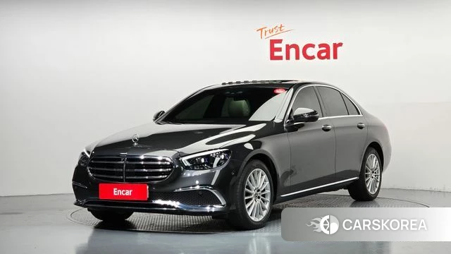 Mercedes-Benz E-Class W213 2022 Серый из Кореи