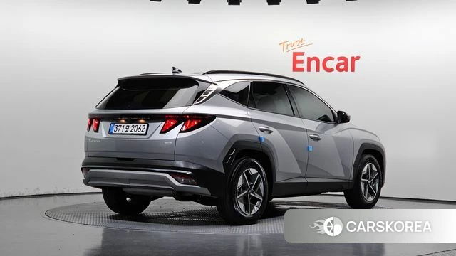 Hyundai The New Tucson Hybrid (NX4) 2024 Серебристо-серый из Кореи