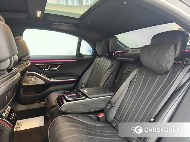 Mercedes-Benz S-Class 2023 Черный из Китая
