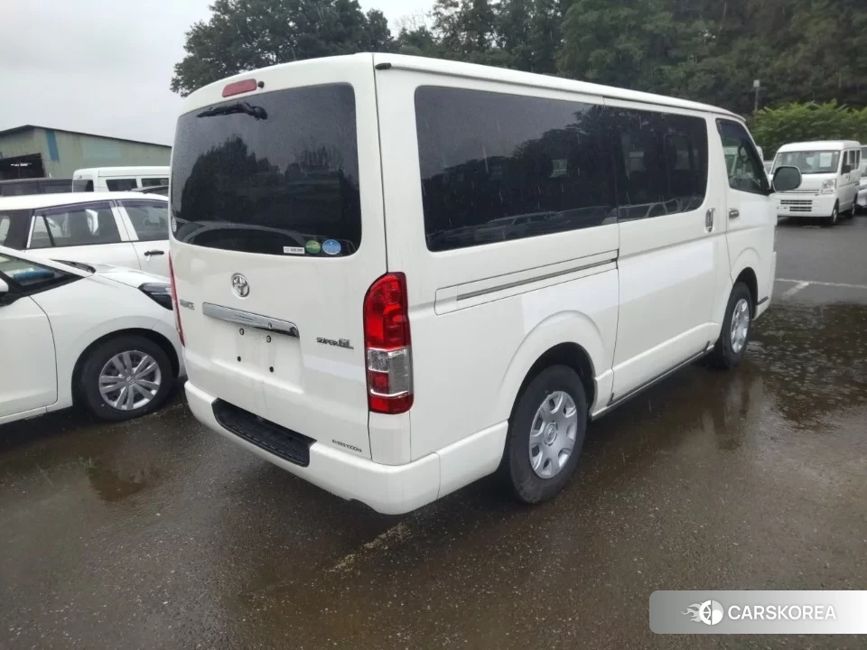 Toyota HiAce Van 2019 из Японии
