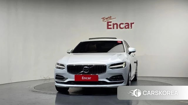 Volvo S90 2019 Белый из Кореи
