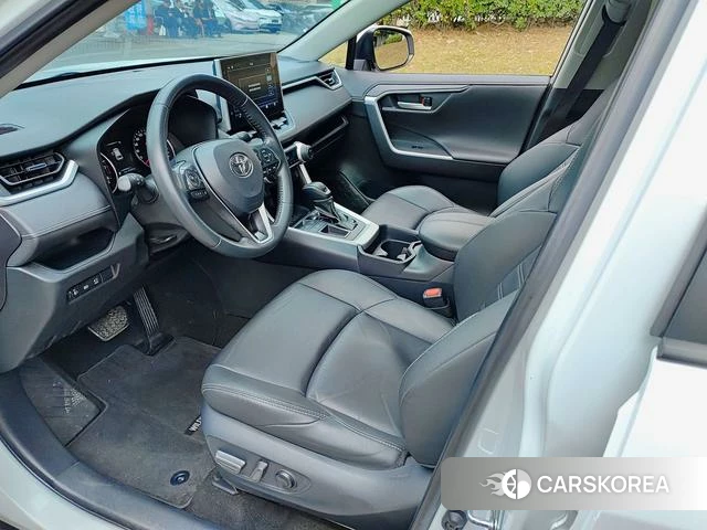 Toyota Wildlander 2023 Белый из Китая
