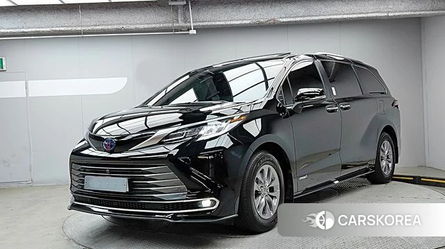 Toyota Sienna 4th Generation 2021 Черный из Кореи