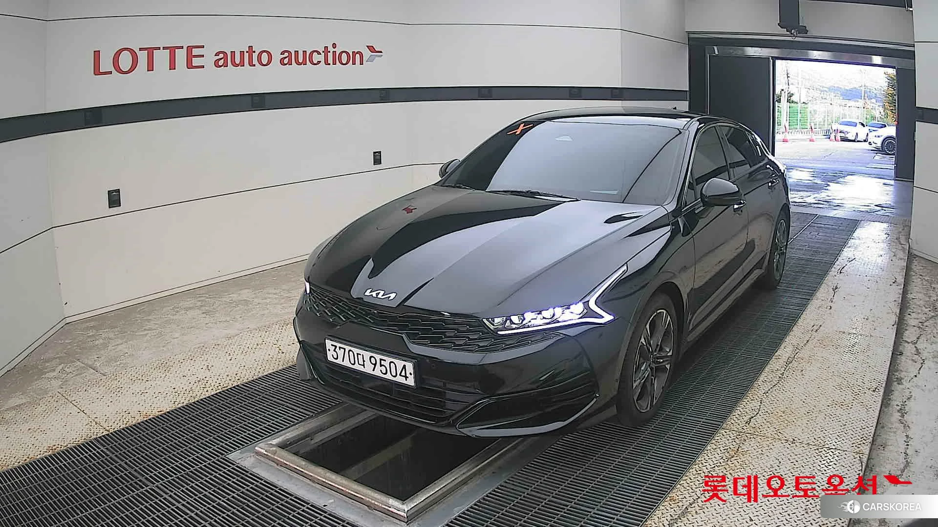 Kia K5 2023 Черный из Кореи