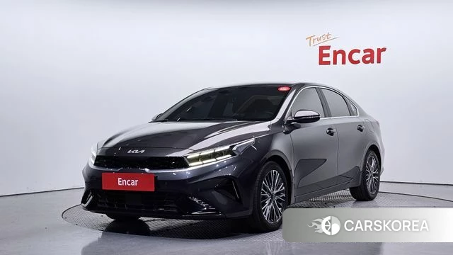 Kia The New K3 2nd generation 2021 Серый из Кореи