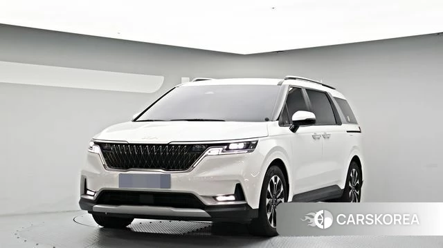 Kia Carnival 4th generation 2022 Белый из Кореи