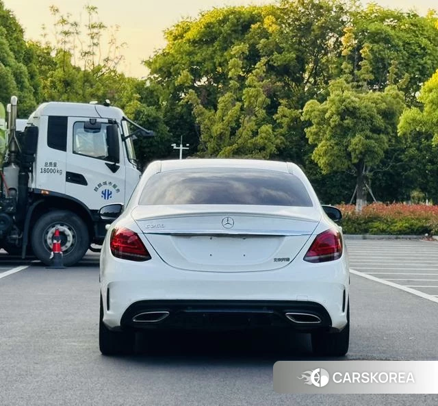 Mercedes-Benz C-class 2021 Белый из Китая