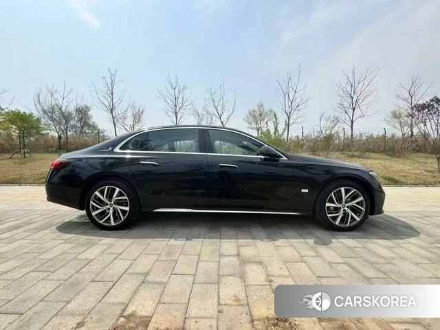 Mercedes-Benz E-Class 2025 Черный из Китая
