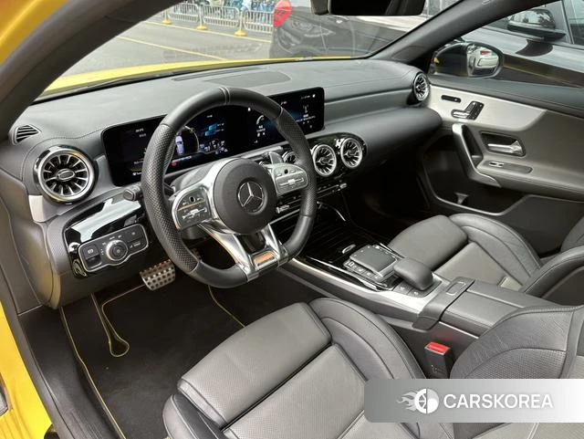 Mercedes-Benz AMG A-Class 2022 Желтый из Китая