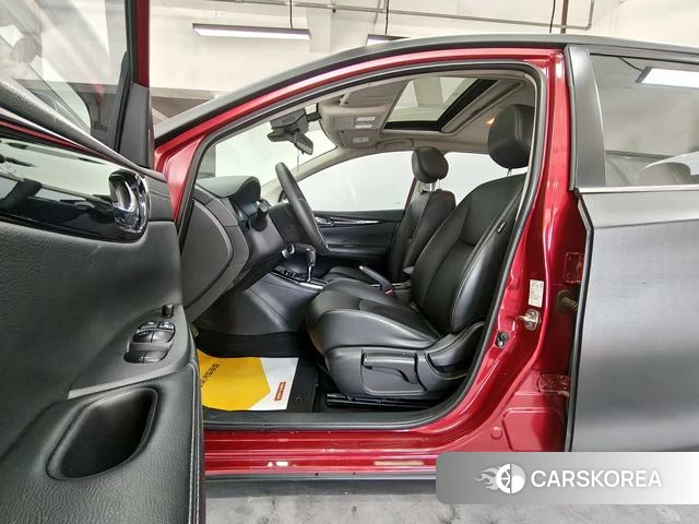 Nissan Tiida 2021 Черный из Китая