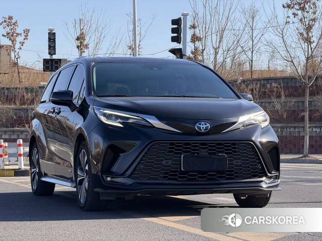 Toyota Granvia 2024 Черный из Китая