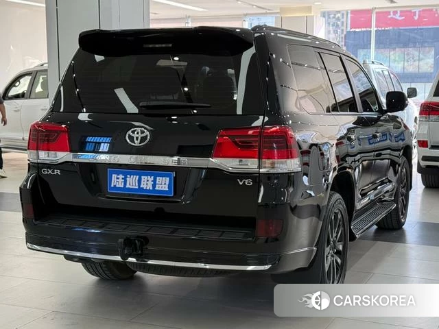 Toyota Land Cruiser 2020 Черный из Китая
