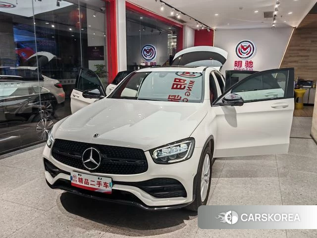 Mercedes-Benz GLC 2021 Белый из Китая