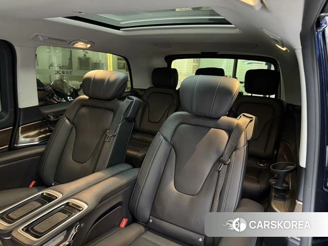 Mercedes-Benz V-Class 2022 Синий из Китая