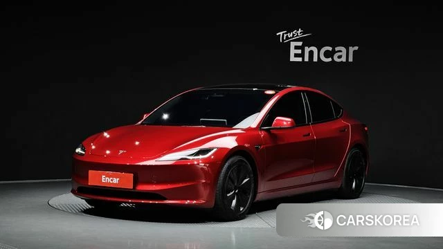 Tesla Model 3 2024 Красный из Кореи