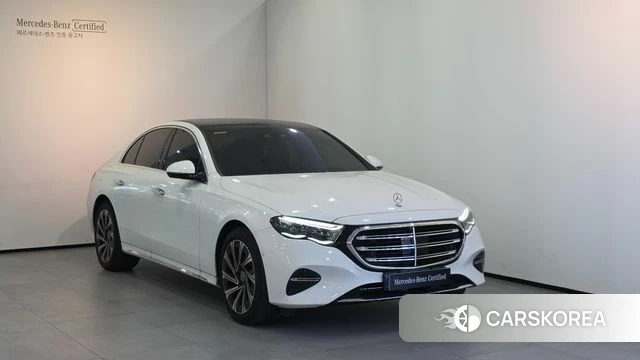 Mercedes-Benz E-Class W214 2026 Белый из Кореи