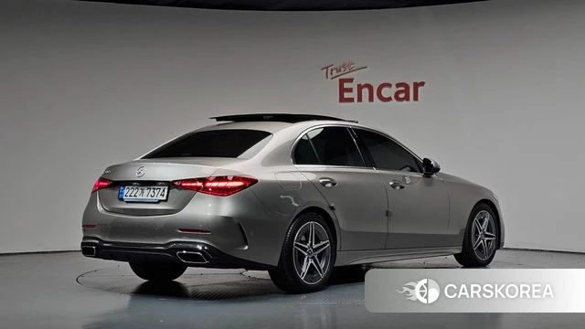 Mercedes-Benz C-Class W206 2024 Серебряный из Кореи
