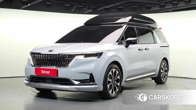 Kia Carnival 4th generation 2021 Светло-серебряный цвет из Кореи