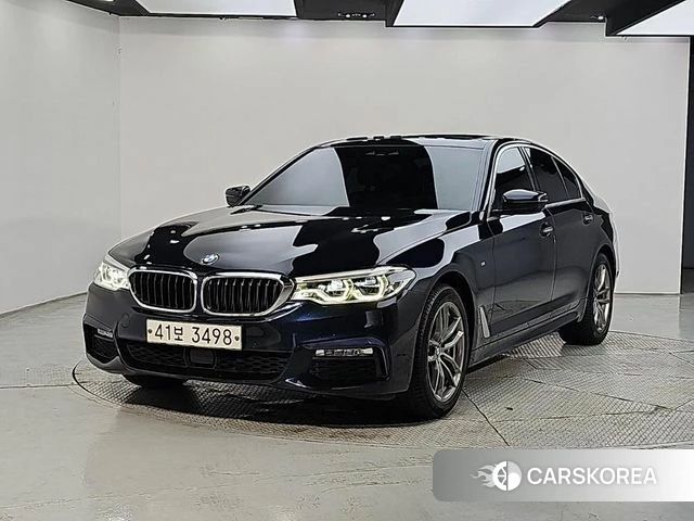 BMW 5 Series (G30) 2018 Черный из Кореи