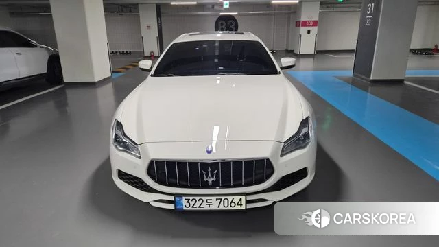 Maserati Quattroporte 2018 Белый из Кореи