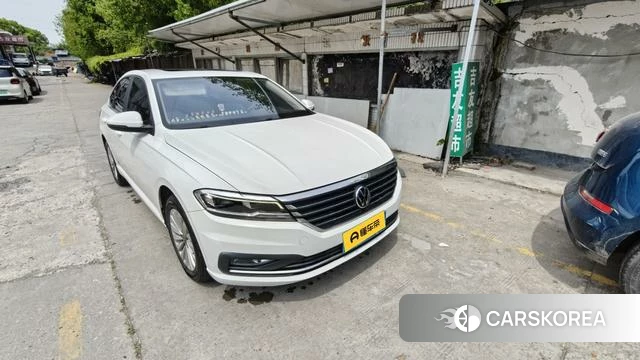 Volkswagen Lavida 2021 Белый из Китая