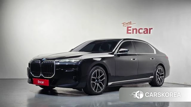 BMW i7 (G70) 2025 Черный из Кореи