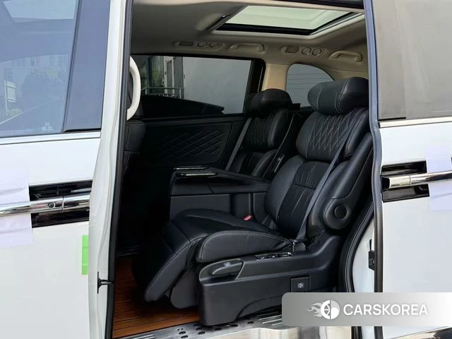 Honda Elysion 2021 Белый из Китая