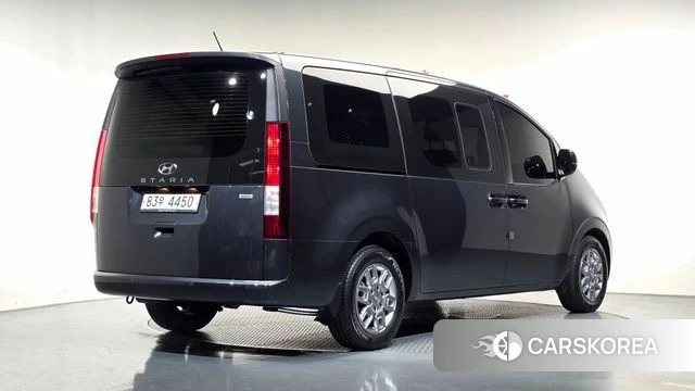 Hyundai Staria 2021 Серый из Кореи