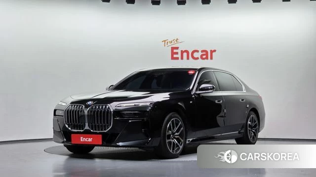 BMW 7 Series (G70) 2024 Черный из Кореи