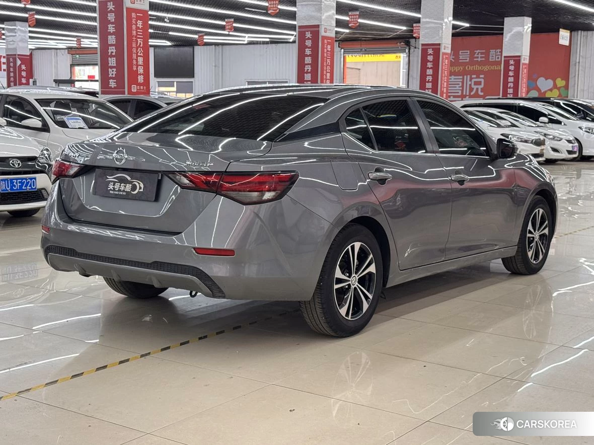 Nissan Sylphy 2021 Темно-серый из Китая