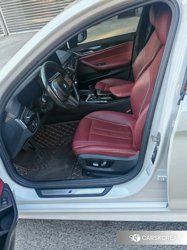 BMW 5 series 2023 Белый из Китая