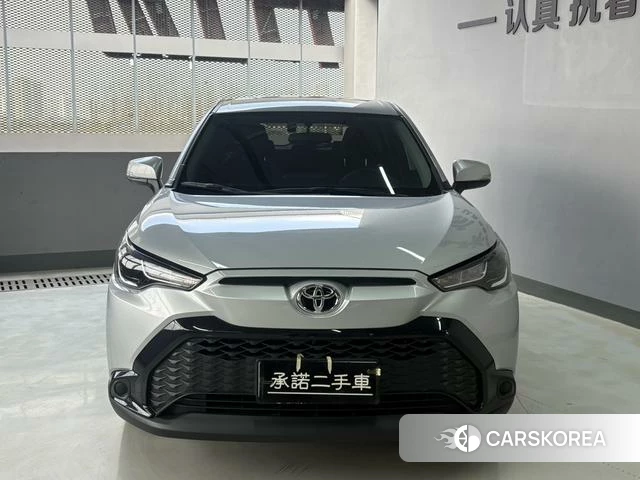 Toyota Frontlander 2025 Серебристо-серый из Китая