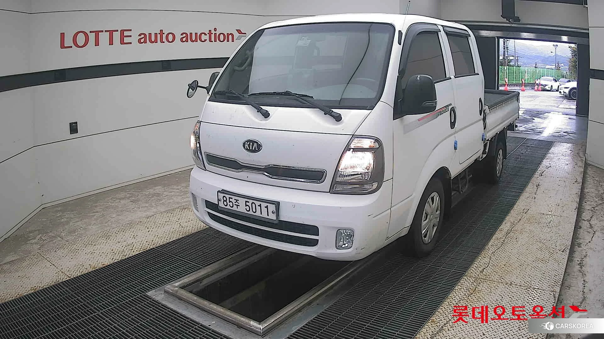 Kia Bongo III 1 ton 2021 Белый из Кореи