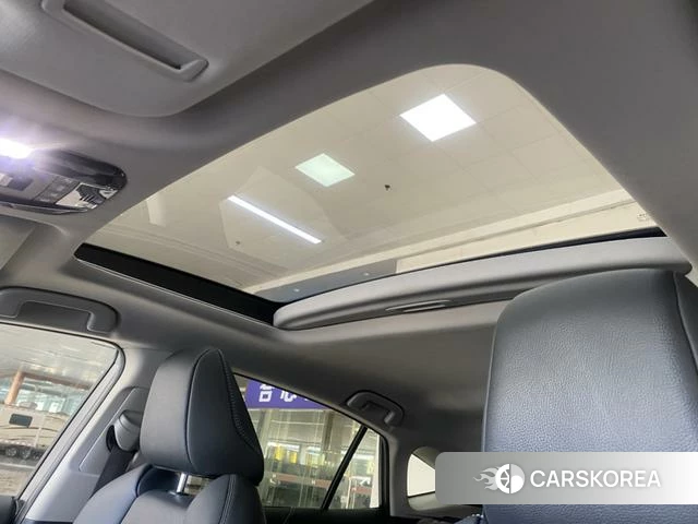 Toyota Venza 2024 Белый из Китая