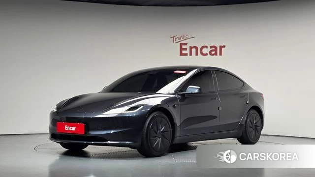 Tesla Model 3 2026 Серый из Кореи