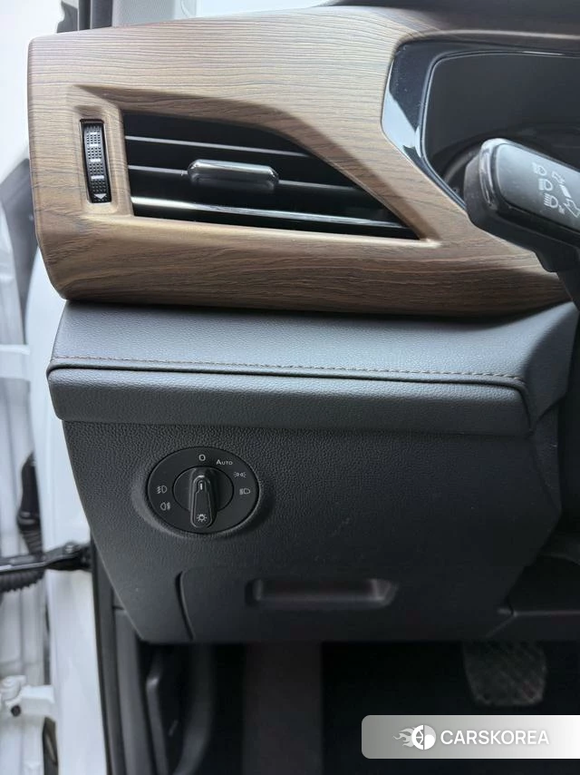 Volkswagen Tharu 2021 Белый из Китая