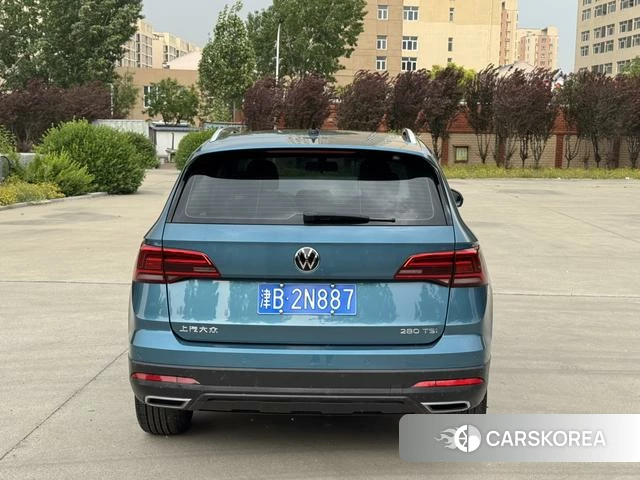Volkswagen Tharu 2021 Синий из Китая