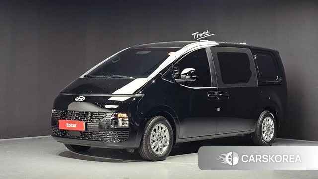 Hyundai Staria 2025 Черный из Кореи