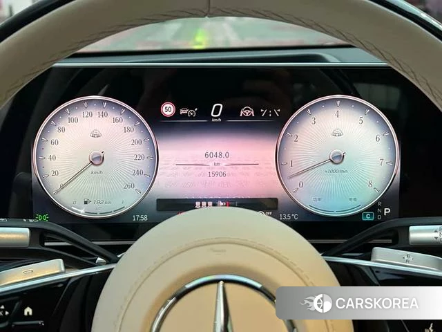 Mercedes-Benz Maybach S-Class 2025 Черный из Китая