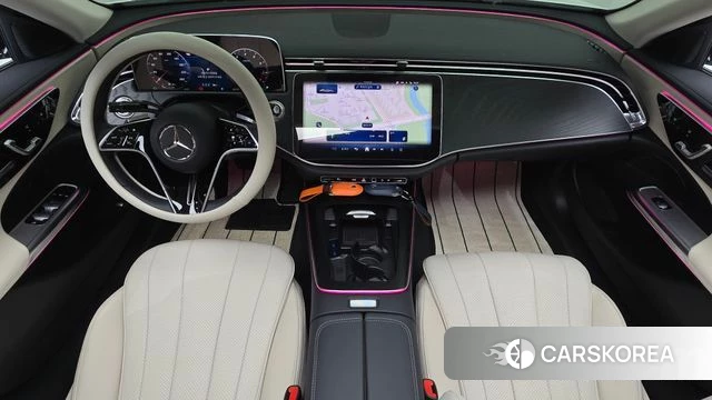 Mercedes-Benz E-Class W214 2025 Белый из Кореи