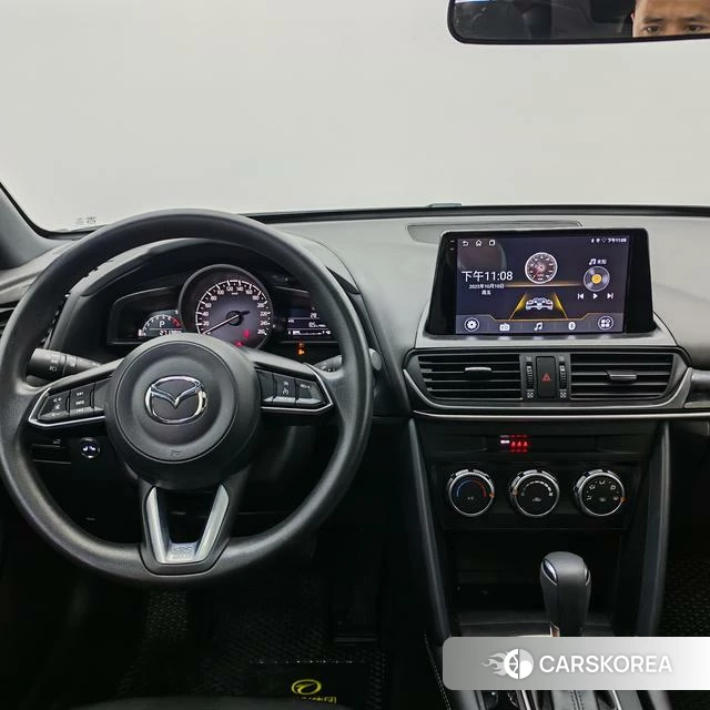 Mazda CX-4 2023 Белый из Китая